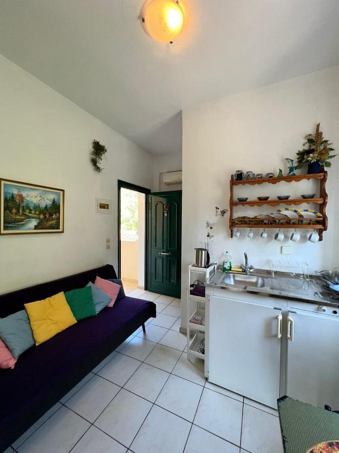 Lithino Apartments - 5Min From The Beach Agios Ioannis Peristerion Zewnętrze zdjęcie